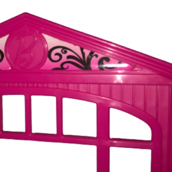 Portable Barbie Glam Vacation House, playset 2010 - Picture 9 of 15